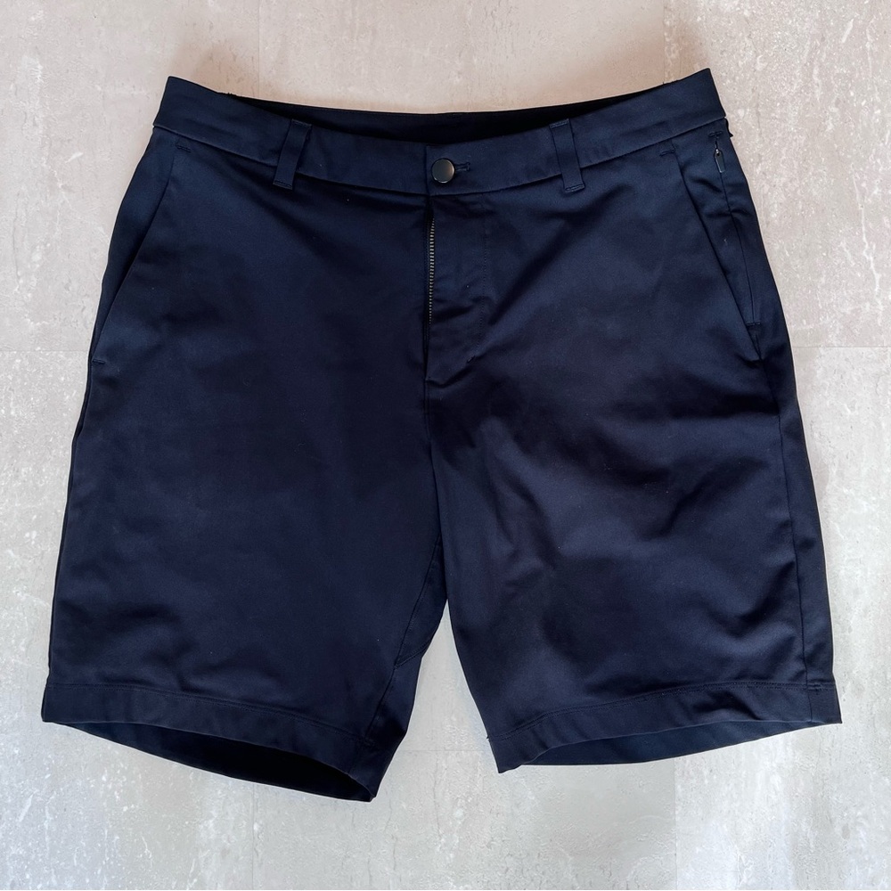 Lululemon Black Commission Short 9”